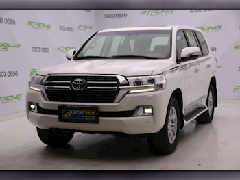 Toyota  Land Cruiser  GXR  2021  Automatic  210,000 Km  8 Cylinder  Four Wheel Drive (4WD)  SUV  White