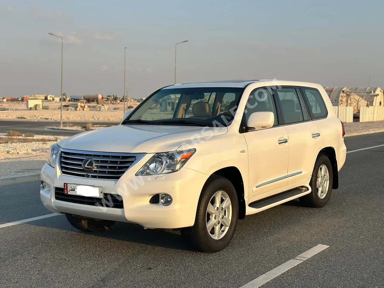 Lexus  LX  570  2009  Automatic  355,000 Km  8 Cylinder  Four Wheel Drive (4WD)  SUV  White