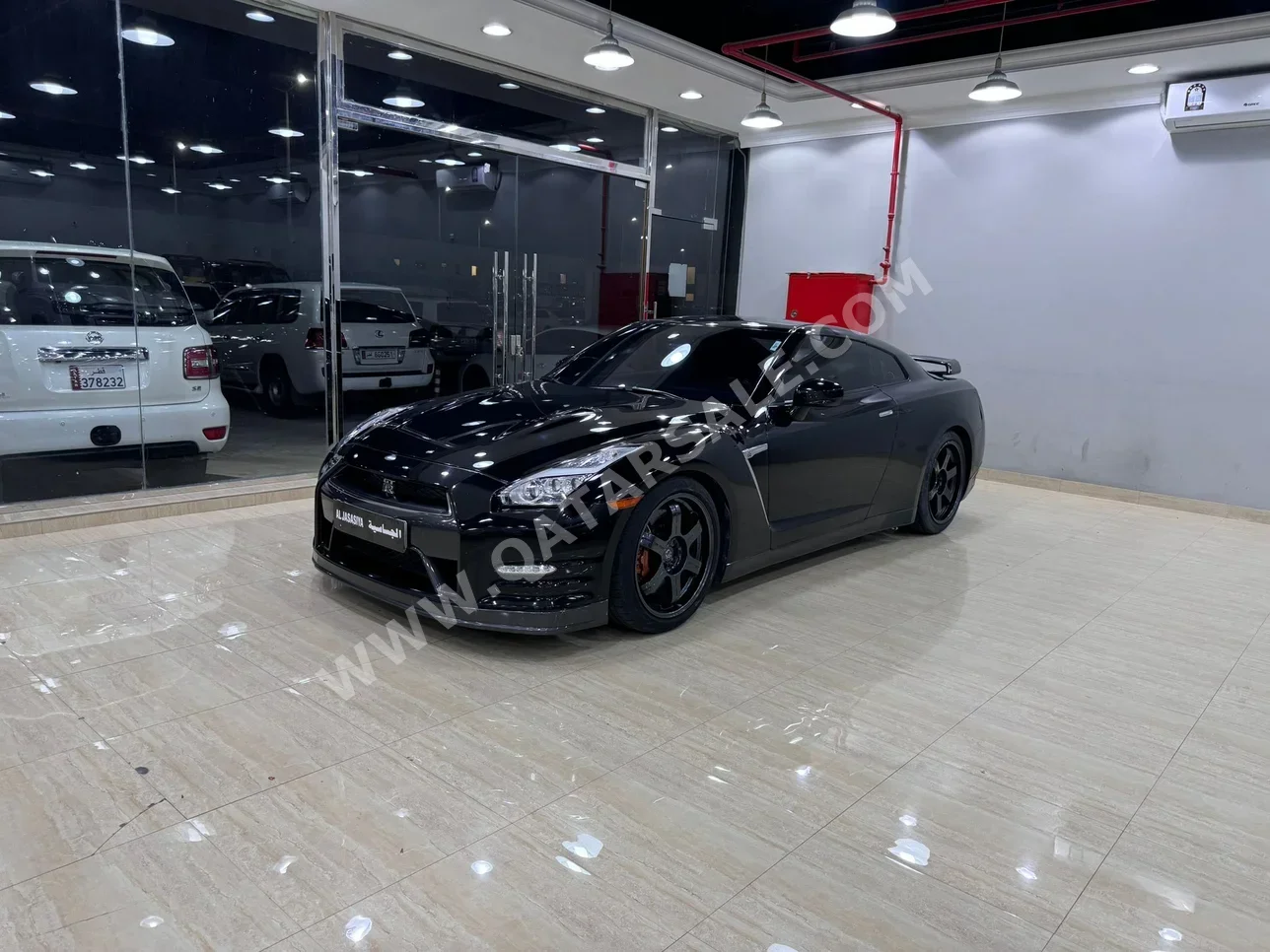 Nissan  GT-R  2015  Automatic  46,000 Km  6 Cylinder  Rear Wheel Drive (RWD)  Coupe / Sport  Black