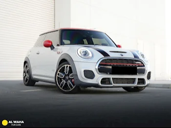 Mini  Cooper  JCW  2017  Automatic  78,700 Km  4 Cylinder  Front Wheel Drive (FWD)  Hatchback  White