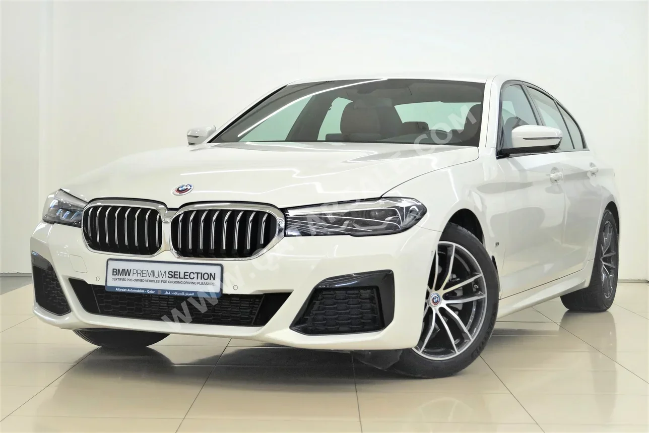 BMW  5-Series  520i  2023  Automatic  32,500 Km  4 Cylinder  Rear Wheel Drive (RWD)  Sedan  White  With Warranty