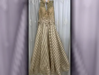 Dress  - Golden  -Size: M