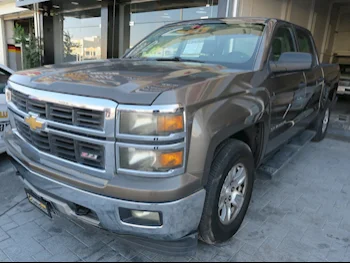 Chevrolet  Silverado  Z71  2014  Automatic  196,000 Km  8 Cylinder  Four Wheel Drive (4WD)  Pick Up  Brown