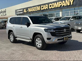 Toyota  Land Cruiser  GX  2024  Automatic  1,600 Km  6 Cylinder  Four Wheel Drive (4WD)  SUV  Silver  With Warranty