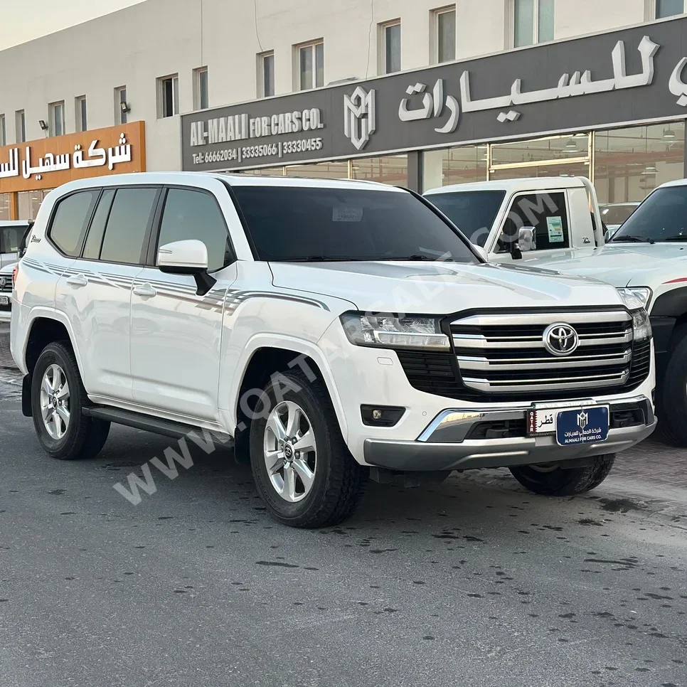 Toyota  Land Cruiser  GXR Twin Turbo  2022  Automatic  50,000 Km  6 Cylinder  Four Wheel Drive (4WD)  SUV  White  With Warranty