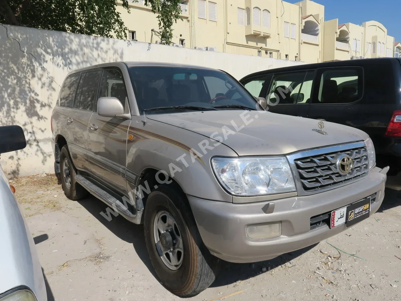 Toyota  Land Cruiser  GXR  2007  Automatic  360,000 Km  6 Cylinder  Four Wheel Drive (4WD)  SUV  Gold