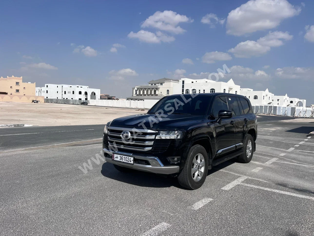 Toyota  Land Cruiser  GXR Twin Turbo  2023  Automatic  44,000 Km  6 Cylinder  Four Wheel Drive (4WD)  SUV  Black  With Warranty