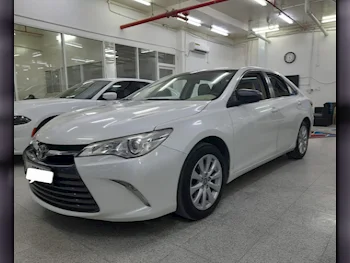 Toyota  Camry  GL  2016  Automatic  59,000 Km  4 Cylinder  Front Wheel Drive (FWD)  Sedan  White