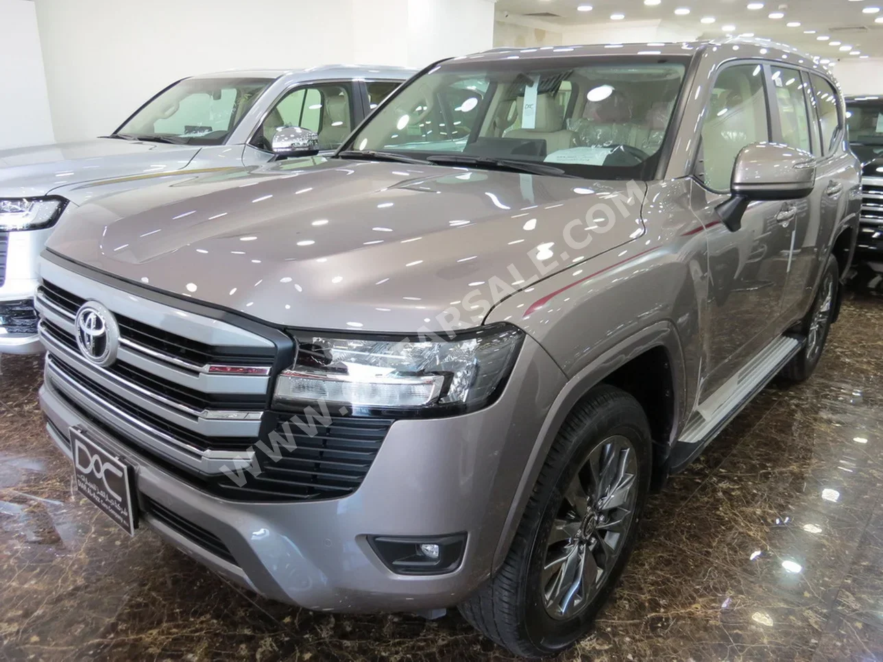 Toyota  Land Cruiser  GXR  2024  Automatic  0 Km  6 Cylinder  Four Wheel Drive (4WD)  SUV  Bronze  With Warranty