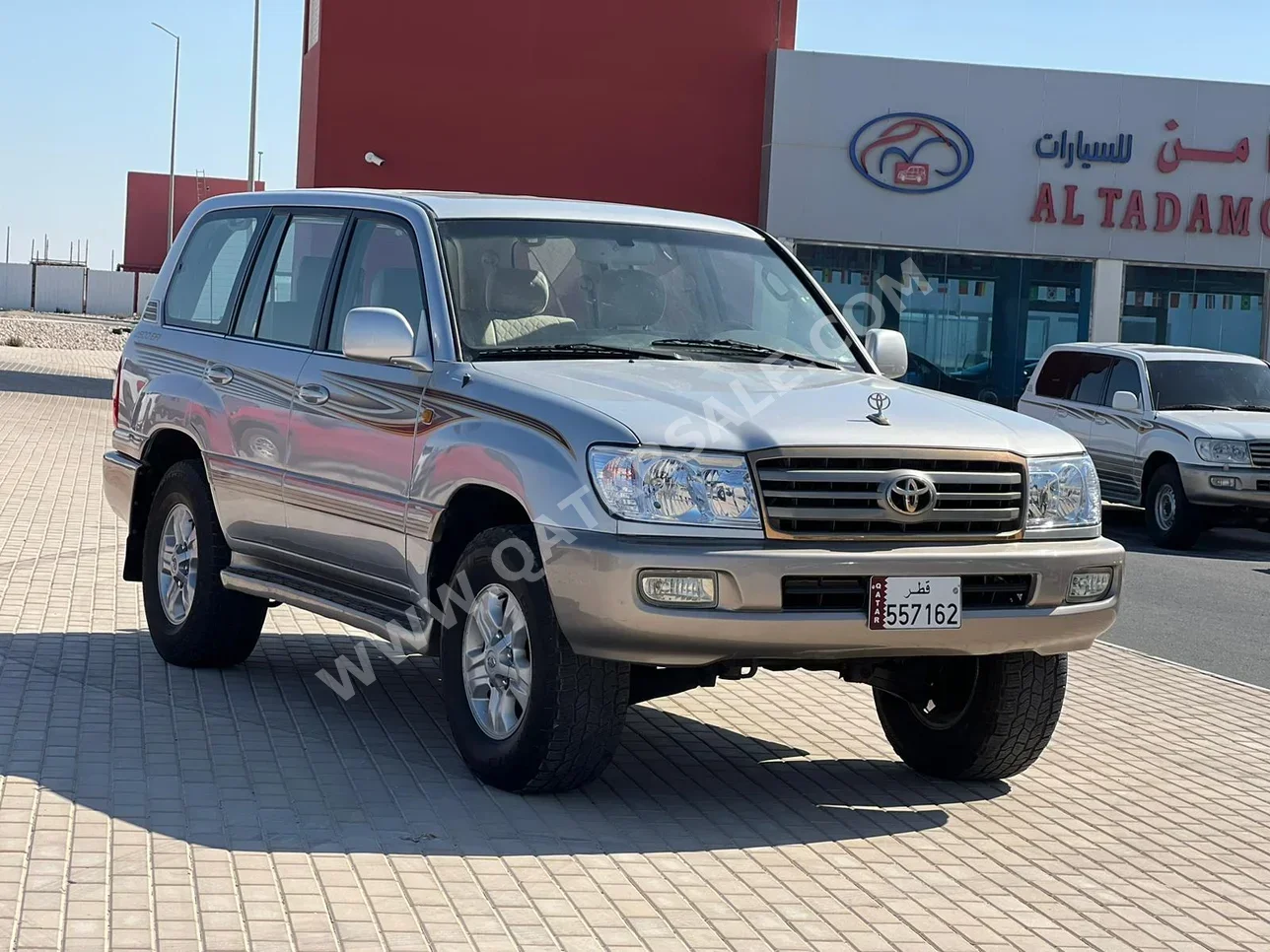 Toyota  Land Cruiser  GXR  2007  Automatic  262,000 Km  8 Cylinder  Four Wheel Drive (4WD)  SUV  Silver