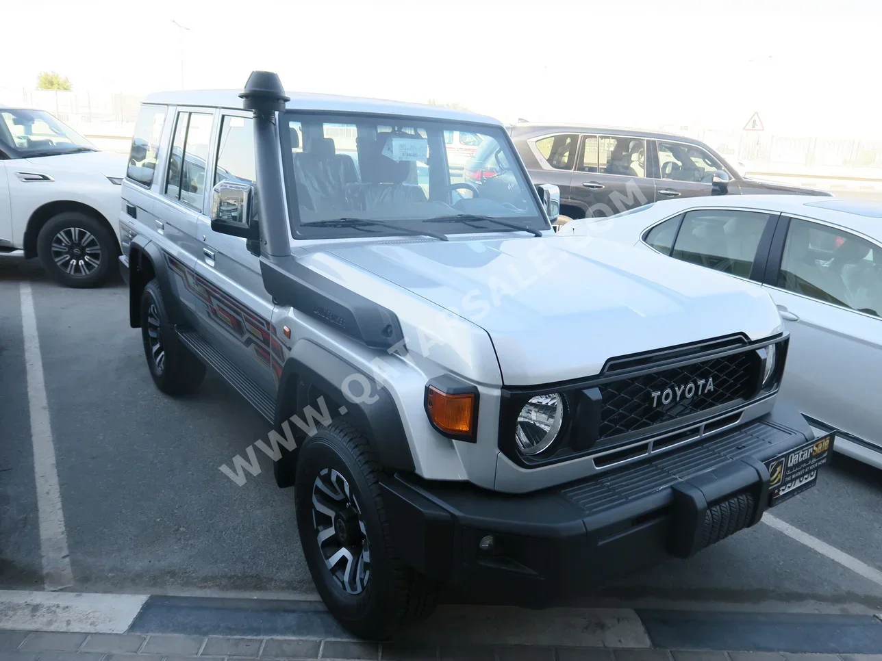 Toyota  Land Cruiser  Hard Top  2024  Manual  0 Km  6 Cylinder  Four Wheel Drive (4WD)  SUV  Silver  With Warranty