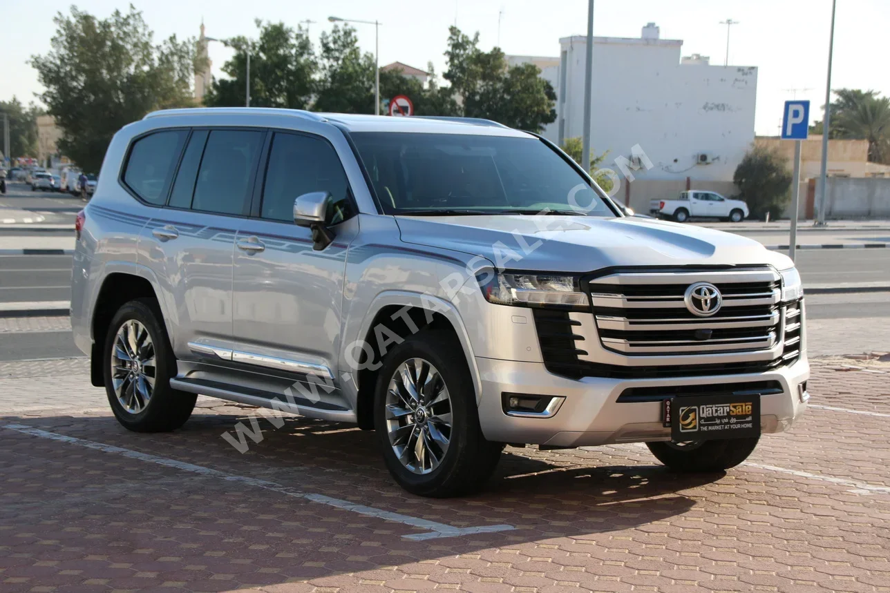 Toyota  Land Cruiser  GXR Twin Turbo  2023  Automatic  45,000 Km  6 Cylinder  Four Wheel Drive (4WD)  SUV  Silver  With Warranty