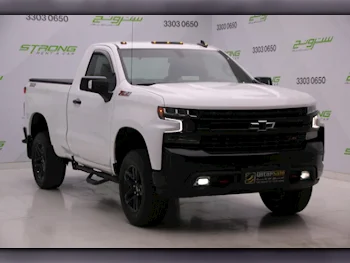 Chevrolet  Silverado  Trail Boss  2020  Automatic  100,000 Km  8 Cylinder  Four Wheel Drive (4WD)  Pick Up  White