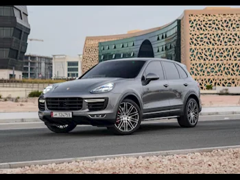 Porsche  Cayenne  Turbo  2016  Automatic  80,000 Km  8 Cylinder  Four Wheel Drive (4WD)  SUV  Gray