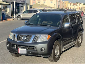 Nissan  Pathfinder  2012  Automatic  205,000 Km  6 Cylinder  Four Wheel Drive (4WD)  SUV  Gray