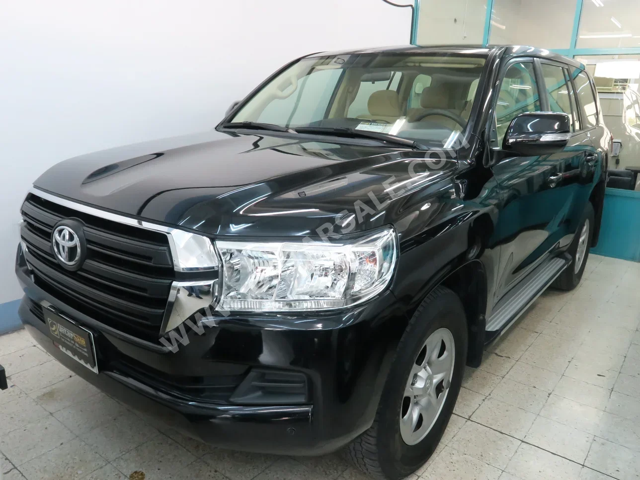 Toyota  Land Cruiser  GX  2016  Automatic  241,000 Km  6 Cylinder  Four Wheel Drive (4WD)  SUV  Black