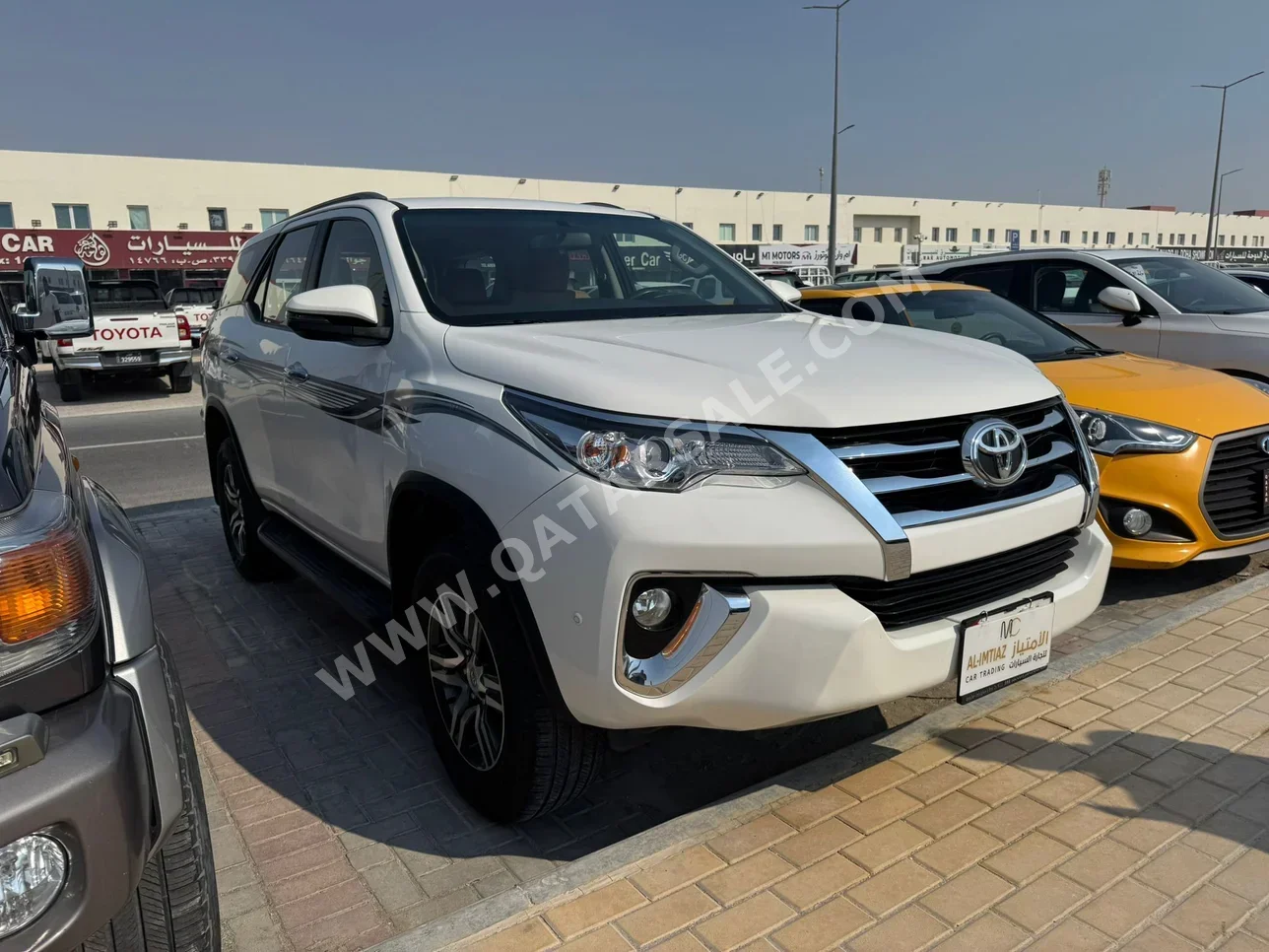 Toyota  Fortuner  2020  Automatic  146,000 Km  4 Cylinder  Four Wheel Drive (4WD)  SUV  White