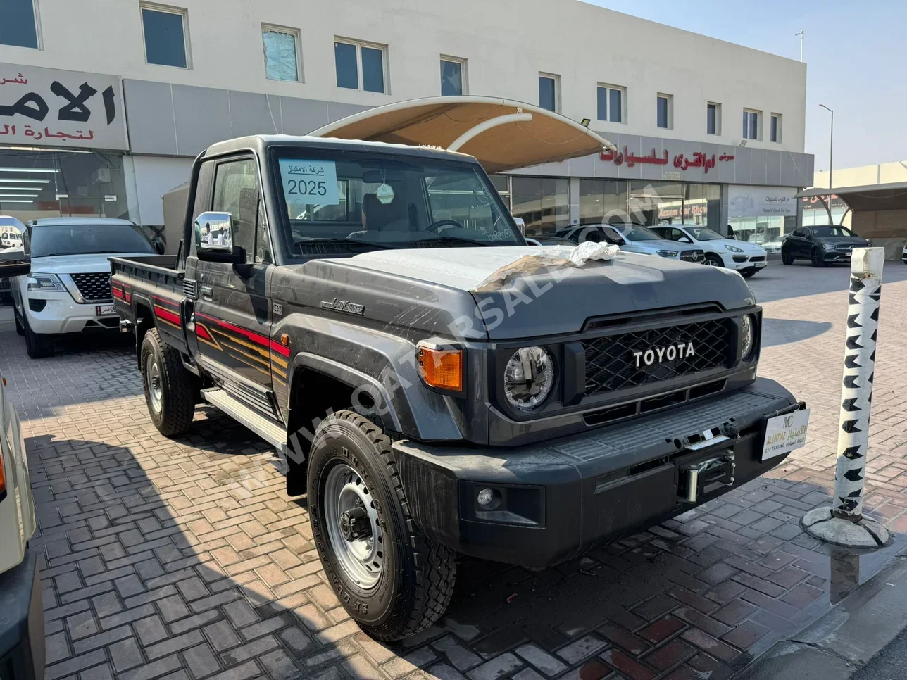 Toyota  Land Cruiser  LX  2025  Manual  0 Km  6 Cylinder  Four Wheel Drive (4WD)  Pick Up  Gray  With Warranty