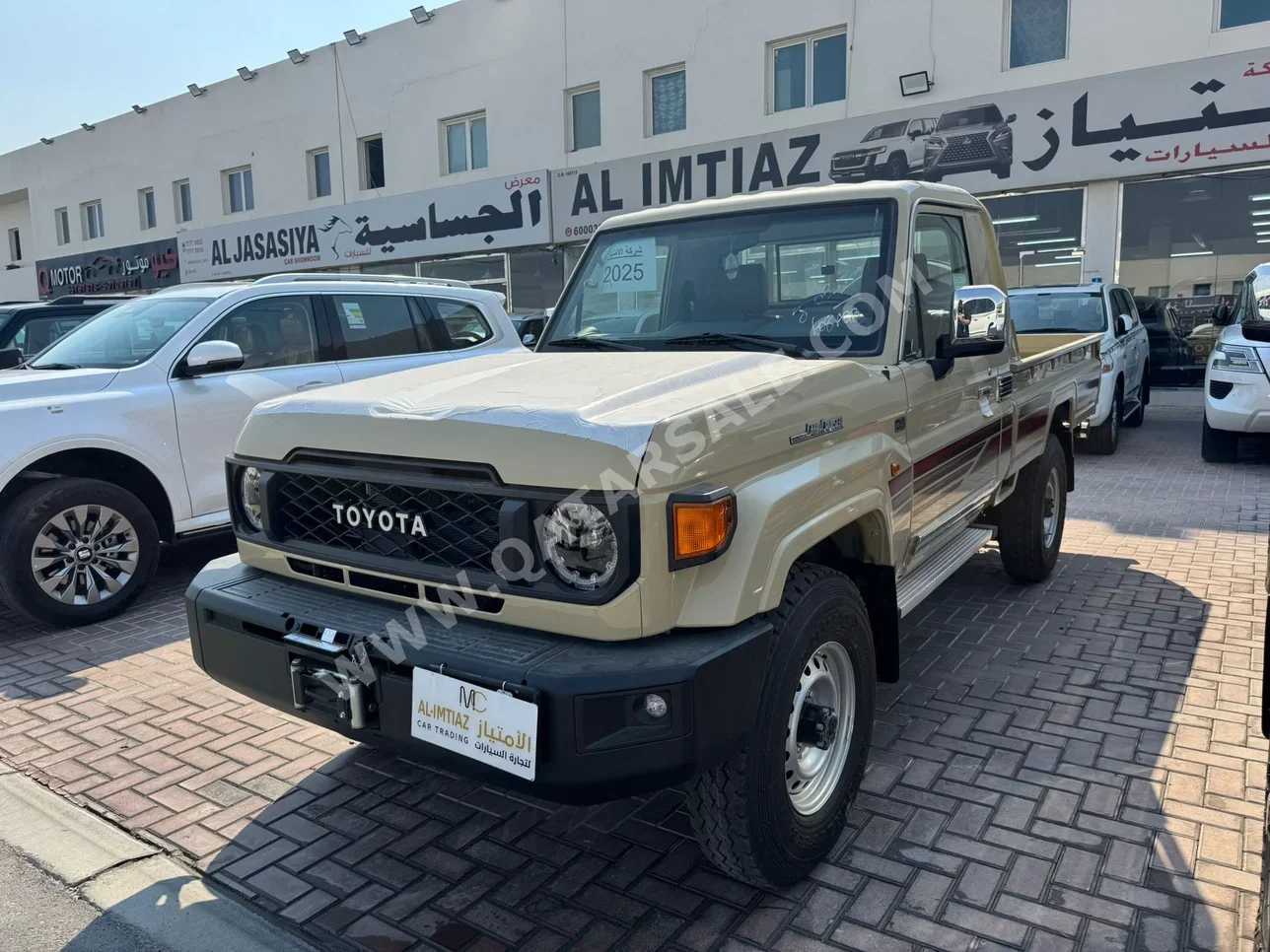 Toyota  Land Cruiser  LX  2025  Manual  0 Km  6 Cylinder  Four Wheel Drive (4WD)  Pick Up  Beige  With Warranty