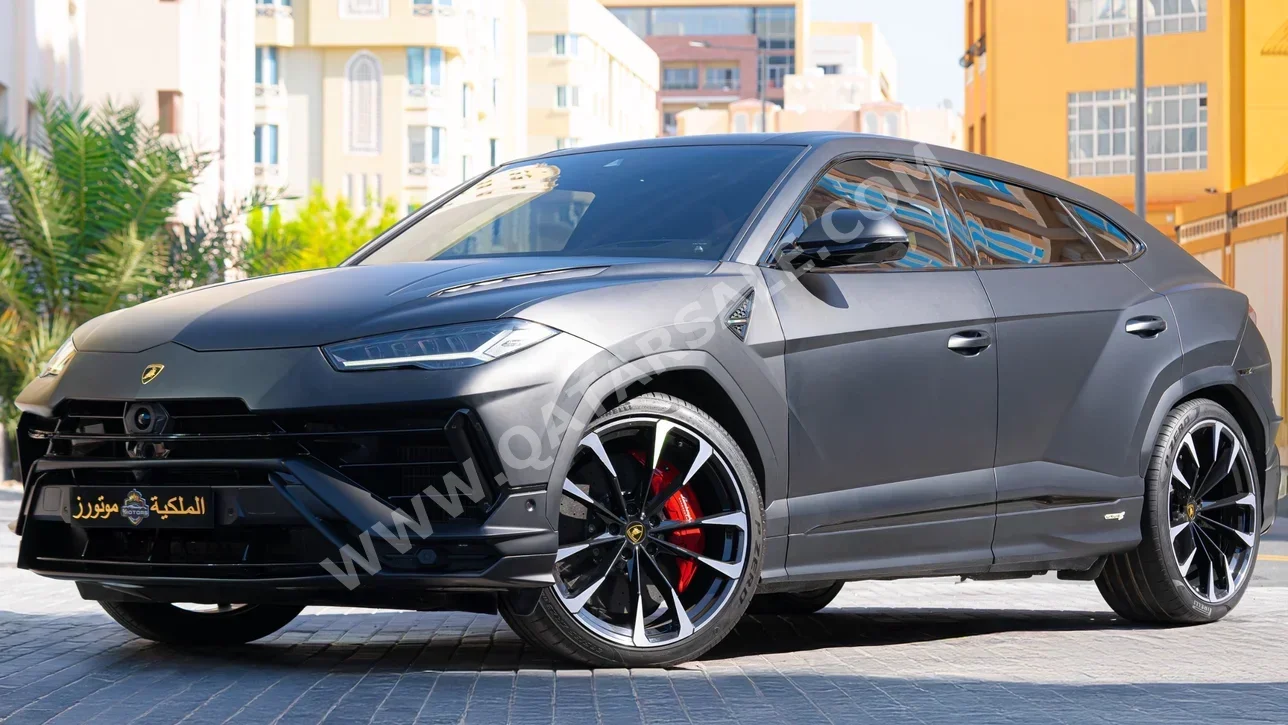 Lamborghini  Urus  S  2023  Automatic  2,000 Km  8 Cylinder  Four Wheel Drive (4WD)  SUV  Gray