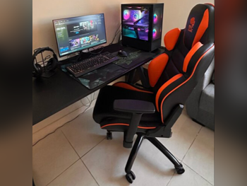 Gaming PC - Intel Core i5  - Nvidia  - GeForce RTX  - 3080  - 10 GB -  16 GB(2x8)  / DDR 4 - SSD :  256 GB - HDD :  2 TB  2023