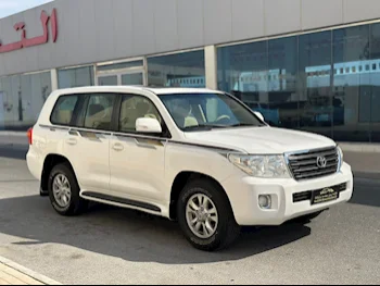 Toyota  Land Cruiser  GX  2015  Automatic  261,000 Km  6 Cylinder  Four Wheel Drive (4WD)  SUV  White