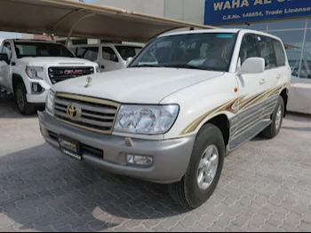 Toyota  Land Cruiser  GXR  2006  Automatic  400,000 Km  8 Cylinder  Four Wheel Drive (4WD)  SUV  White