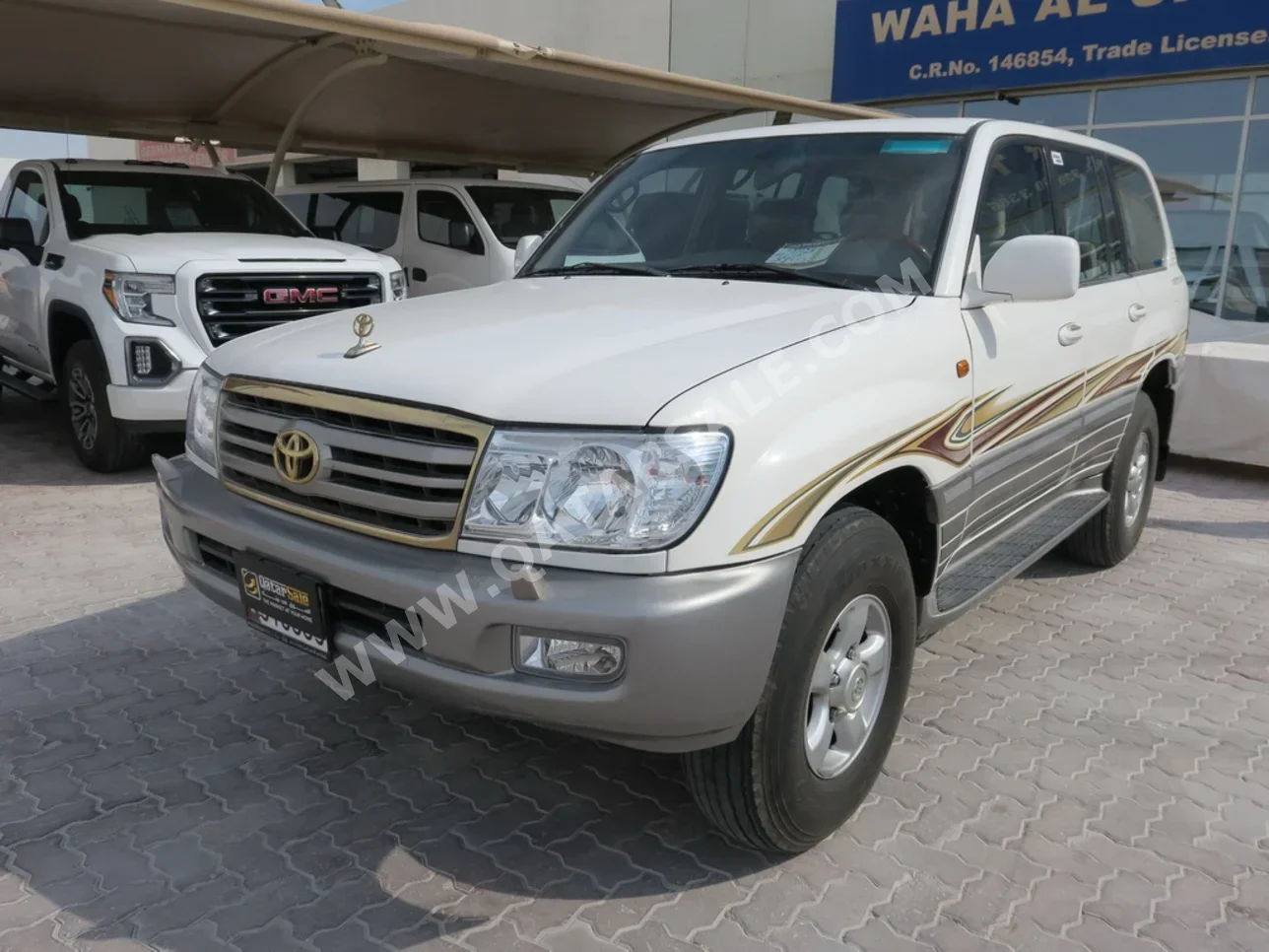 Toyota  Land Cruiser  GXR  2006  Automatic  400,000 Km  8 Cylinder  Four Wheel Drive (4WD)  SUV  White