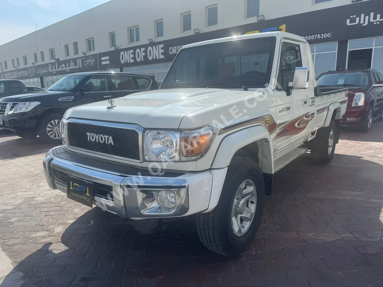 Toyota  Land Cruiser  LX  2020  Manual  167,000 Km  6 Cylinder  Four Wheel Drive (4WD)  Pick Up  Silver