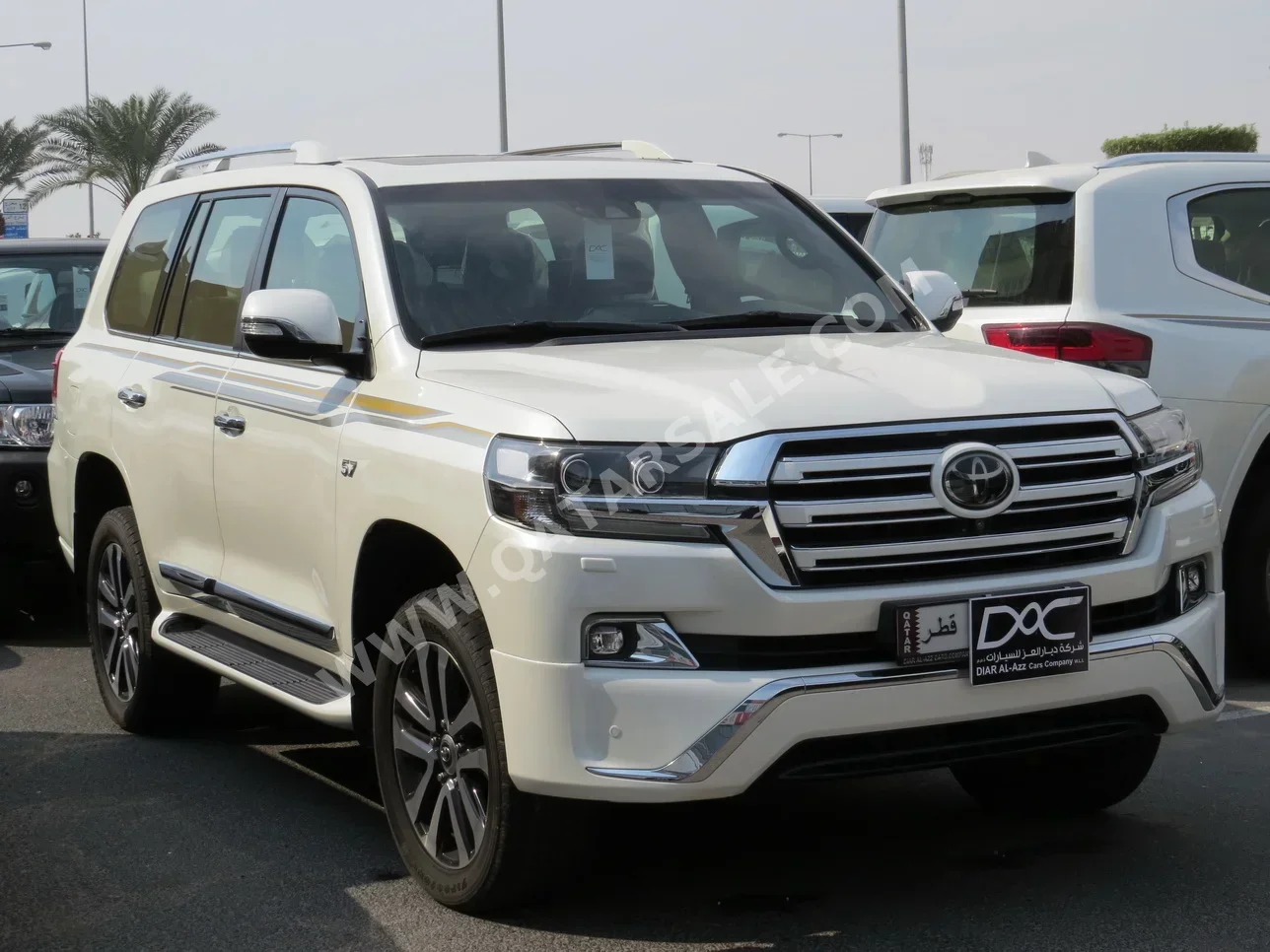 Toyota  Land Cruiser  VXS White Edition  2018  Automatic  125,000 Km  8 Cylinder  Four Wheel Drive (4WD)  SUV  White