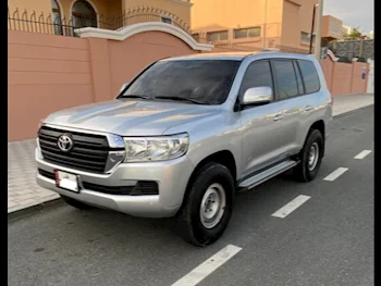 Toyota  Land Cruiser  GX  2019  Automatic  173,000 Km  6 Cylinder  Four Wheel Drive (4WD)  SUV  Silver