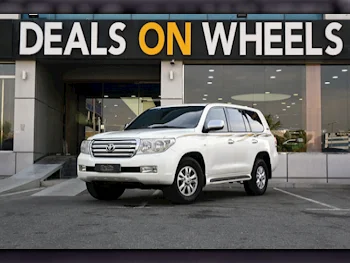 Toyota  Land Cruiser  GXR  2011  Automatic  285,000 Km  8 Cylinder  Four Wheel Drive (4WD)  SUV  White