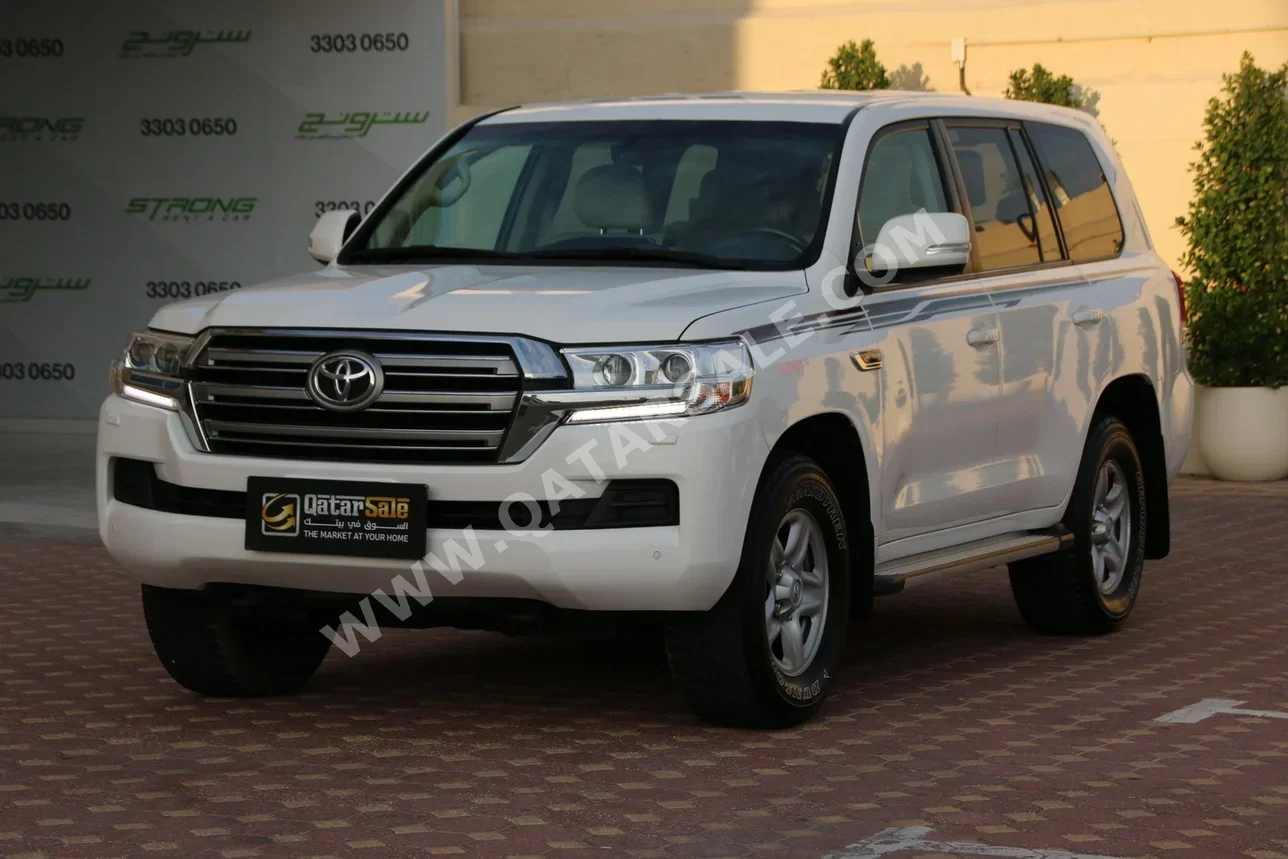 Toyota  Land Cruiser  GXR  2021  Automatic  103,000 Km  6 Cylinder  Four Wheel Drive (4WD)  SUV  White