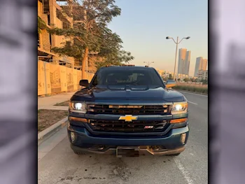 Chevrolet  Silverado  Z71  2017  Automatic  156,800 Km  8 Cylinder  Four Wheel Drive (4WD)  Pick Up  Blue