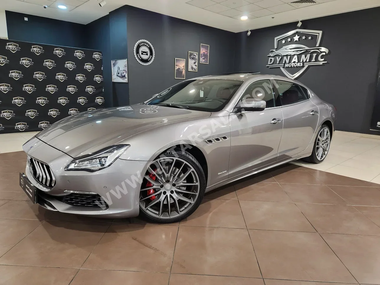 Maserati  Quattroporte  Granlusso  2020  Automatic  33,000 Km  6 Cylinder  All Wheel Drive (AWD)  Sedan  Silver