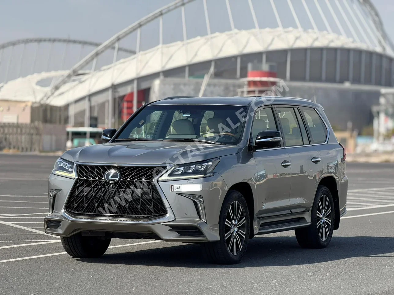 Lexus  LX  570 S  2018  Automatic  80,000 Km  8 Cylinder  Four Wheel Drive (4WD)  SUV  Sonic Titanium