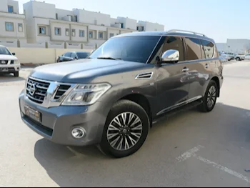 Nissan  Patrol  Platinum  2016  Automatic  227,000 Km  8 Cylinder  Four Wheel Drive (4WD)  SUV  Gray