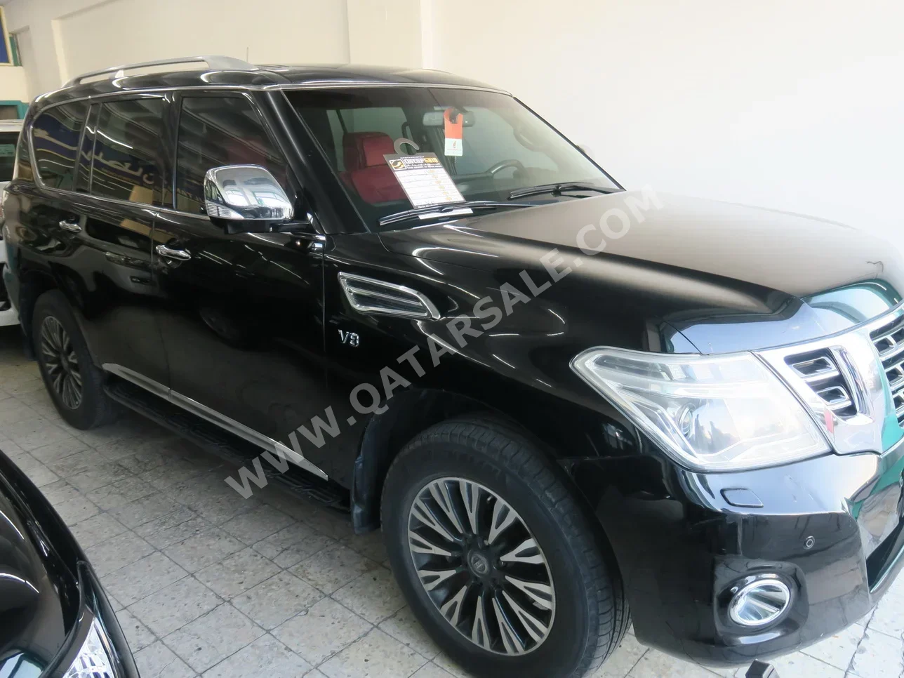 Nissan  Patrol  Platinum  2015  Automatic  221,000 Km  8 Cylinder  Four Wheel Drive (4WD)  SUV  Black