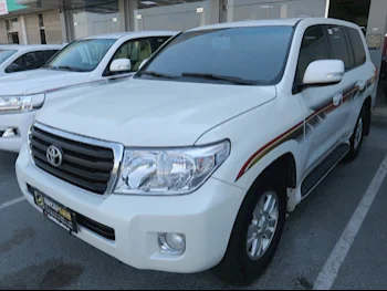 Toyota  Land Cruiser  GXR  2012  Automatic  444,000 Km  6 Cylinder  Four Wheel Drive (4WD)  SUV  White