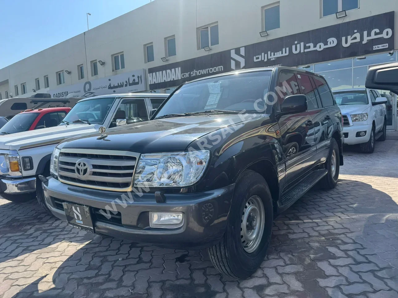 Toyota  Land Cruiser  VXR  2006  Automatic  462,000 Km  8 Cylinder  Four Wheel Drive (4WD)  SUV  Black