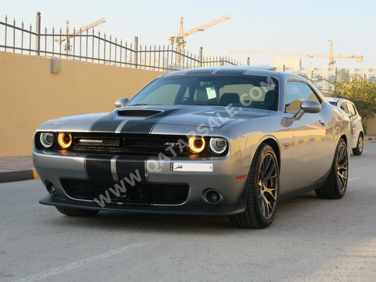 Dodge  Challenger  SRT  2016  Automatic  90,000 Km  8 Cylinder  Rear Wheel Drive (RWD)  Coupe / Sport  Silver