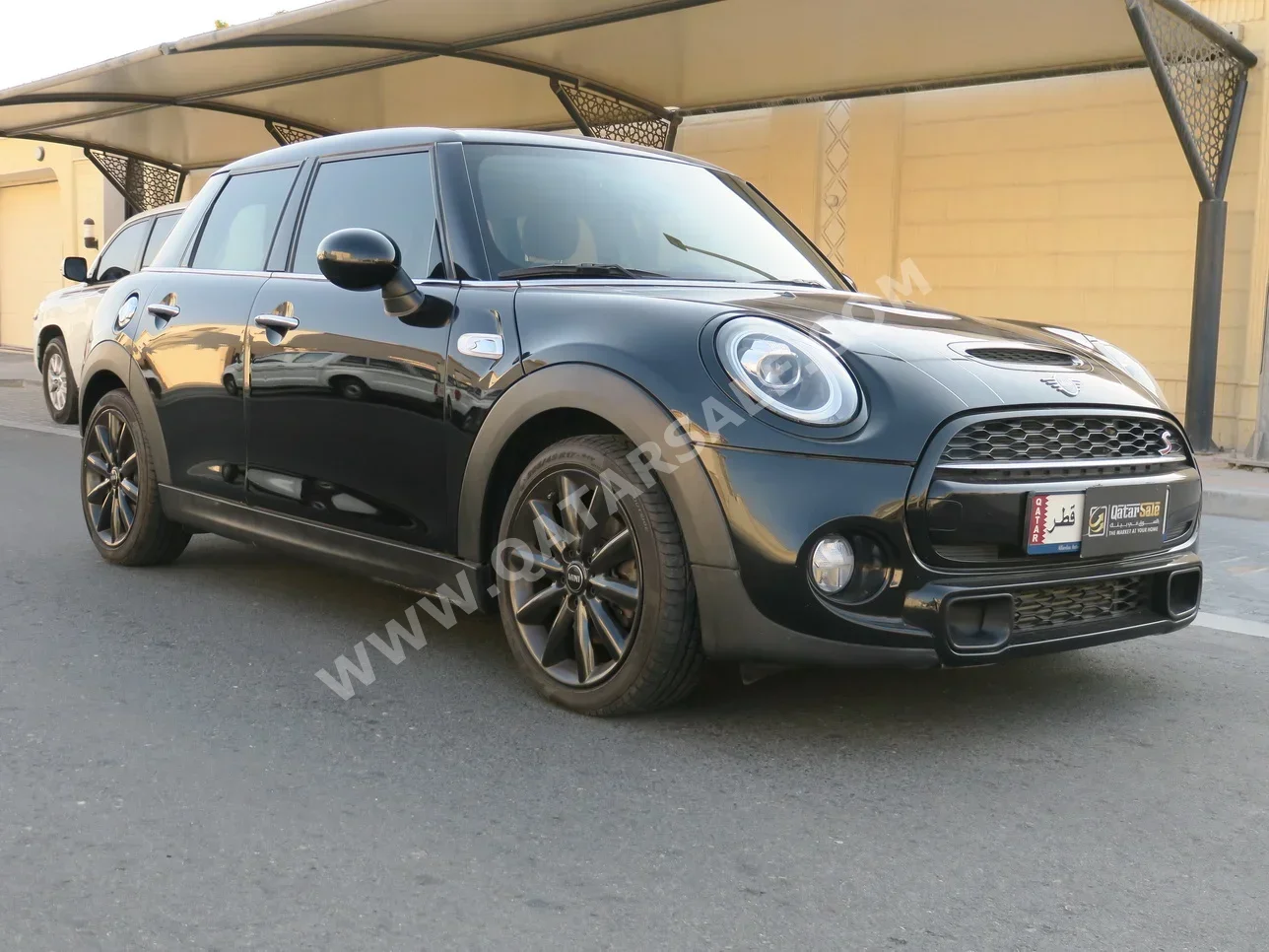  Mini  Cooper  S  2019  Automatic  72,484 Km  4 Cylinder  Front Wheel Drive (FWD)  Hatchback  Black  With Warranty