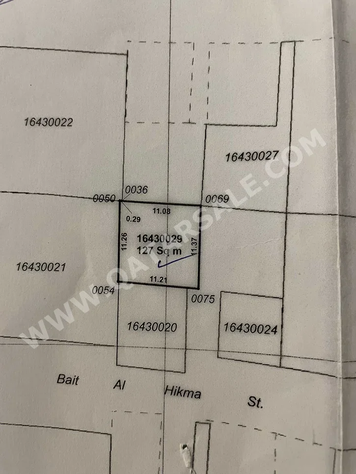 اراضي للبيع في الدوحة  - الغانم  -المساحة 127 متر مربع