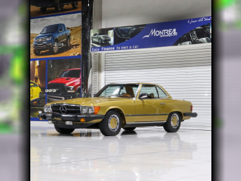 مرسيدس - بنز  450 SL  1976  اوتوماتيك  53,000 كم  4 سلندر  سحب امامي  كلاسك  ذهبي