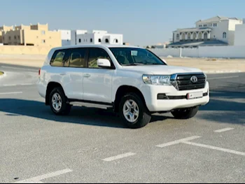 Toyota  Land Cruiser  GX  2020  Automatic  125,000 Km  6 Cylinder  Four Wheel Drive (4WD)  SUV  White