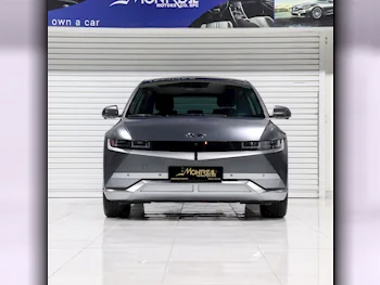 Hyundai  Ioniq  2024  Automatic  2,959 Km  4 Cylinder  All Wheel Drive (AWD)  SUV  Gray  With Warranty