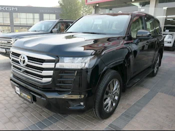 Toyota  Land Cruiser  GXR Twin Turbo  2022  Automatic  107,000 Km  6 Cylinder  Four Wheel Drive (4WD)  SUV  Black