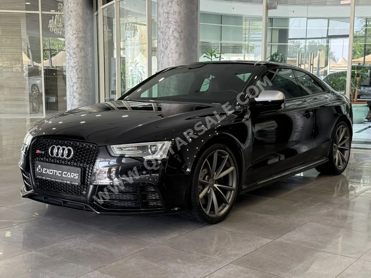 Audi  RS  5  2014  Automatic  39,000 Km  6 Cylinder  Front Wheel Drive (FWD)  Sedan  Black