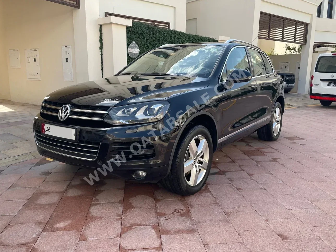 Volkswagen  Touareg  2014  Automatic  112,000 Km  6 Cylinder  All Wheel Drive (AWD)  SUV  Black