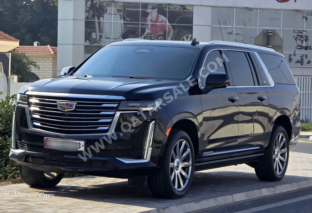 Cadillac  Escalade  Platinum  2021  Automatic  36,000 Km  8 Cylinder  Four Wheel Drive (4WD)  SUV  Black  With Warranty